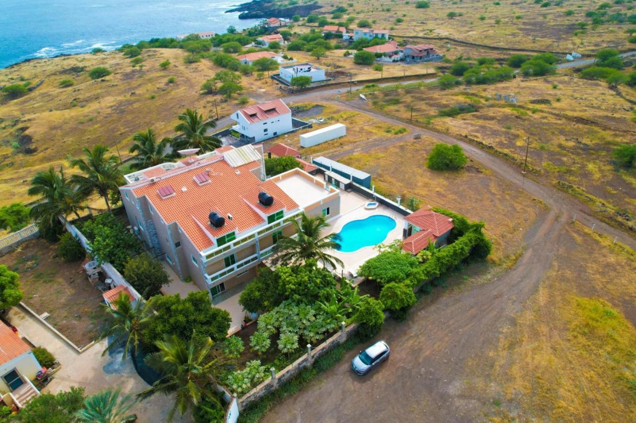 Cidade Paradise Guesthouse Cidade Velha Esterno foto