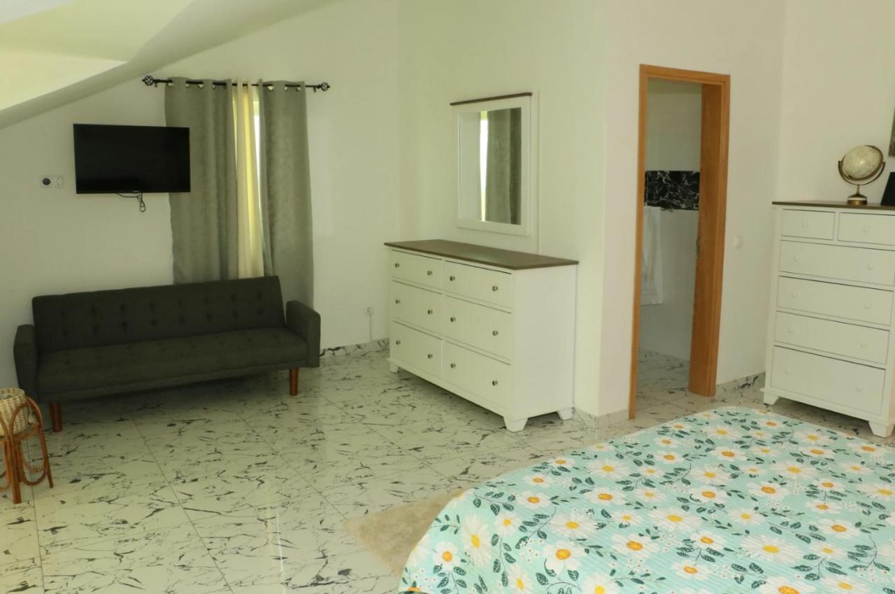 Cidade Paradise Guesthouse Cidade Velha Esterno foto
