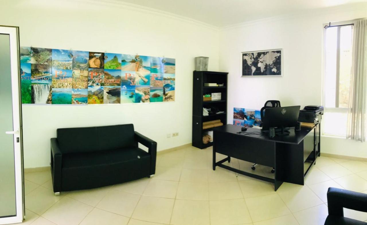 Cidade Paradise Guesthouse Cidade Velha Esterno foto