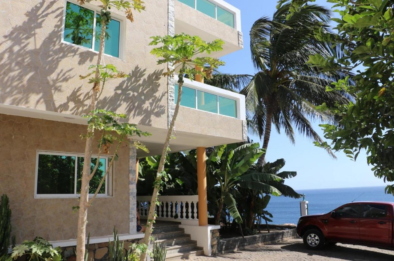 Cidade Paradise Guesthouse Cidade Velha Esterno foto