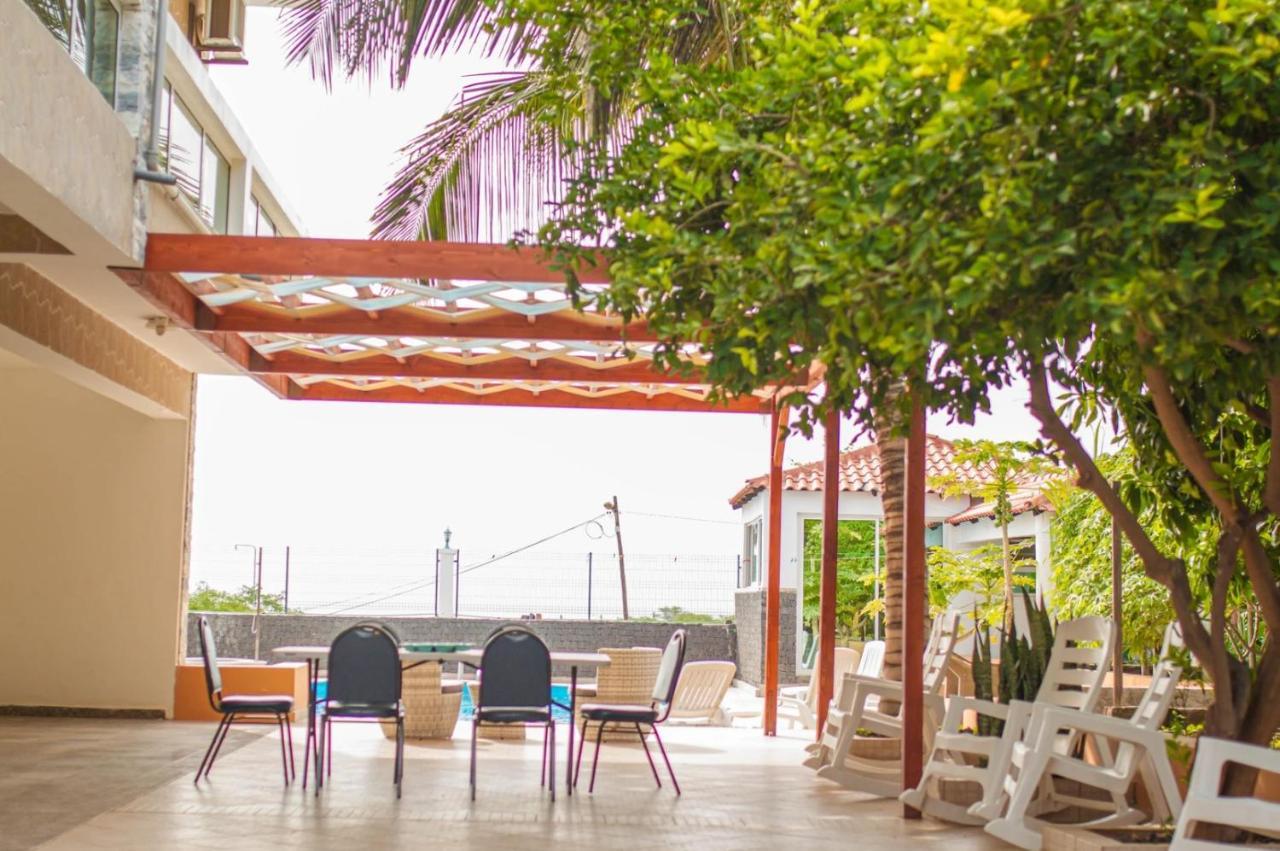 Cidade Paradise Guesthouse Cidade Velha Esterno foto