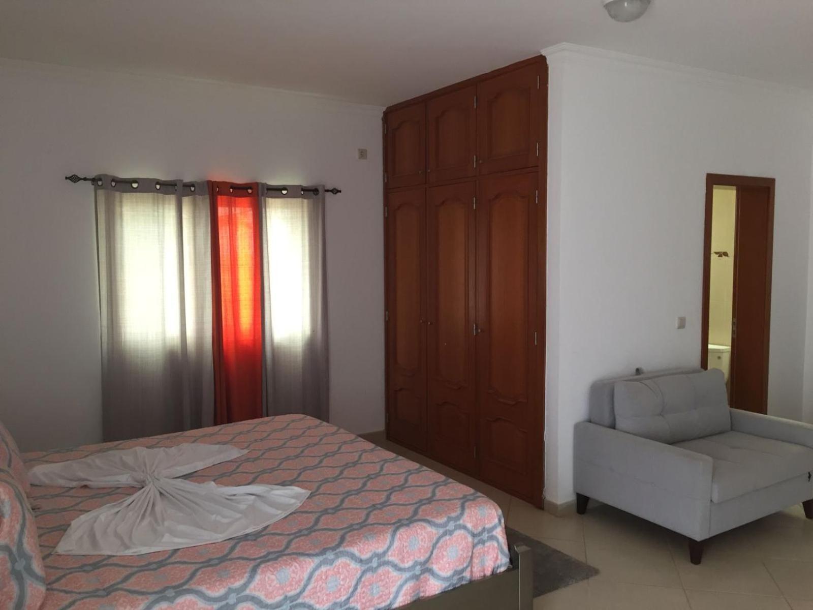 Cidade Paradise Guesthouse Cidade Velha Esterno foto